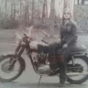 Meet your Posher, Rena